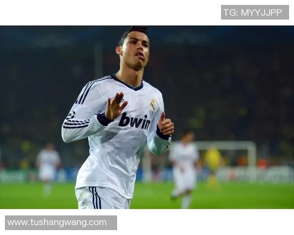 哈卡与奥鲁激战正酣球迷期待精彩对决与精彩进球瞬间