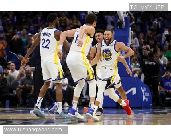 勇士与马刺激战正酣全场直播精彩瞬间回顾与分析